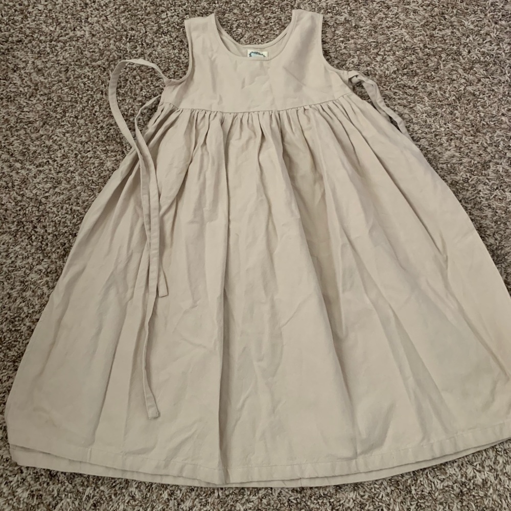 Pinafore little prim